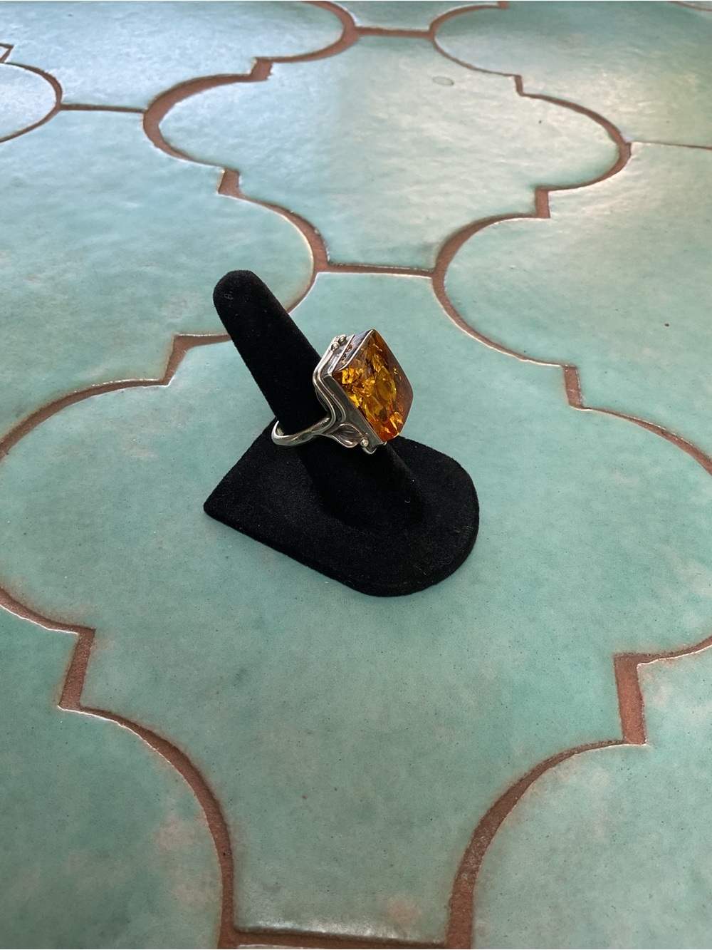 LARGE AMBER RING - Picture 3 of 14